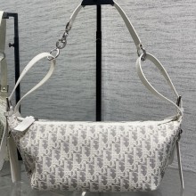 디올 오블리크 자카드 라떼와 그레이 M2416PTZQ
