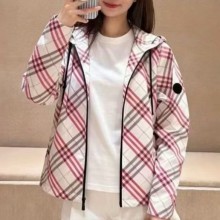 버버리 체크 살콤브 후드 재킷 2컬러 81240611  Y