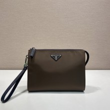프라다 26SS RE-NYLON 스트랩 파우치 클러치백 2NE789