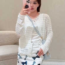 디올 메달리옹 자수 가디건 654G22A5K64  H